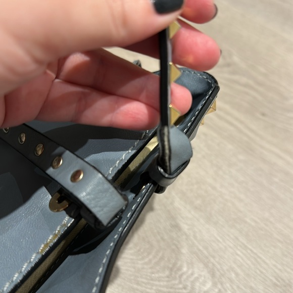 Valentino Garvani Rockstud Tote - Picture 10 of 12